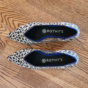 ROTHY'S pointed animal print flat